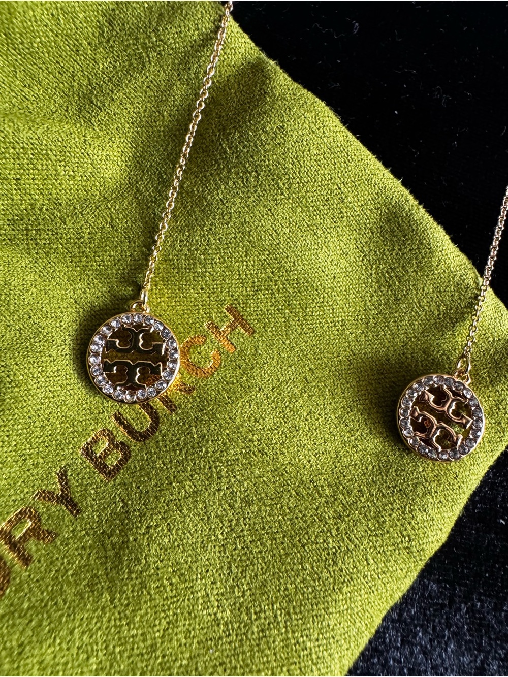 Tory Burch Delicate Gold Logo Threader Earrings - Picture 4 of 8